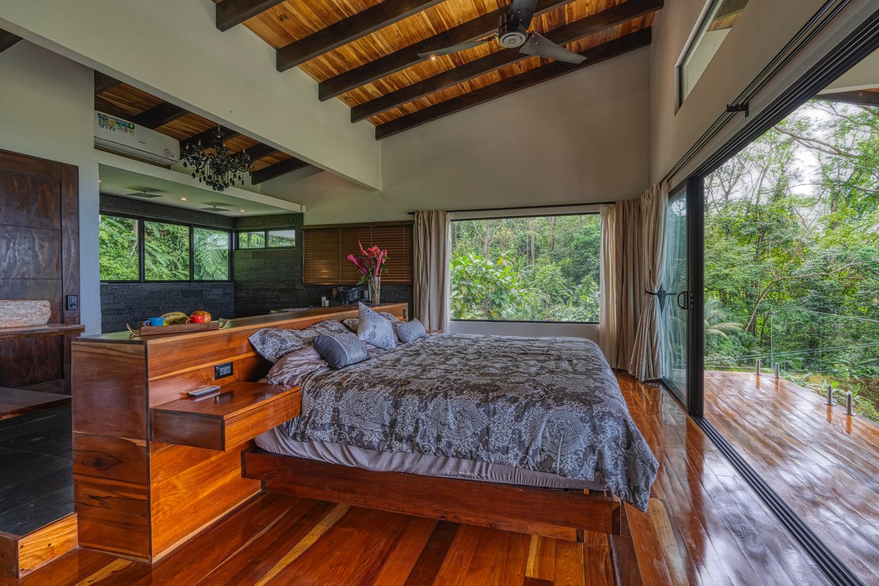 Beauty Villa- Ocean View in Uvita