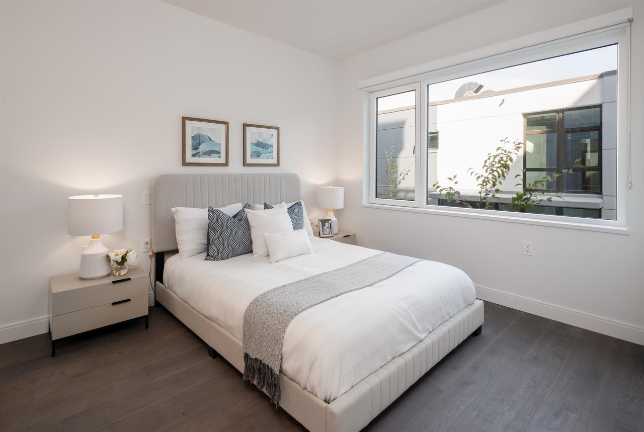 4932 Cambie St, #204