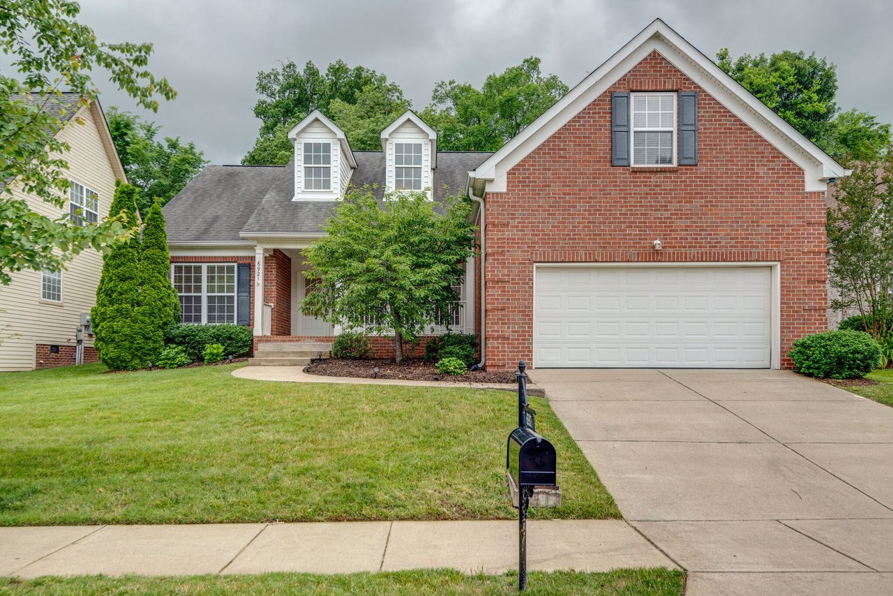 6921 Sunnywood Dr