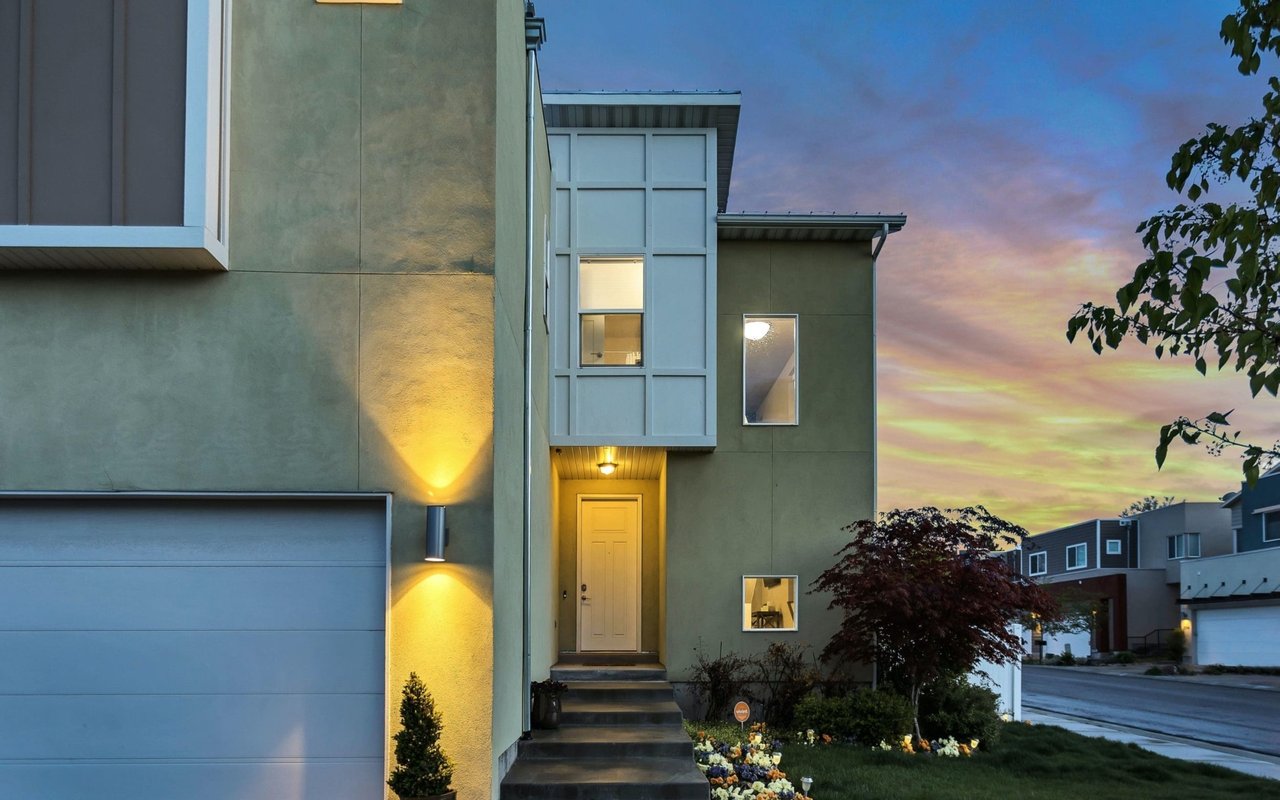 Should You Buy a Multiplex Investment Property Right Now?