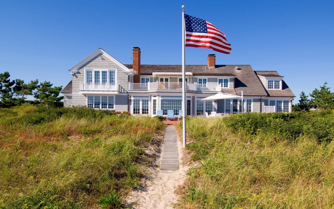 Oceanfront, Meadow Lane, Southampton