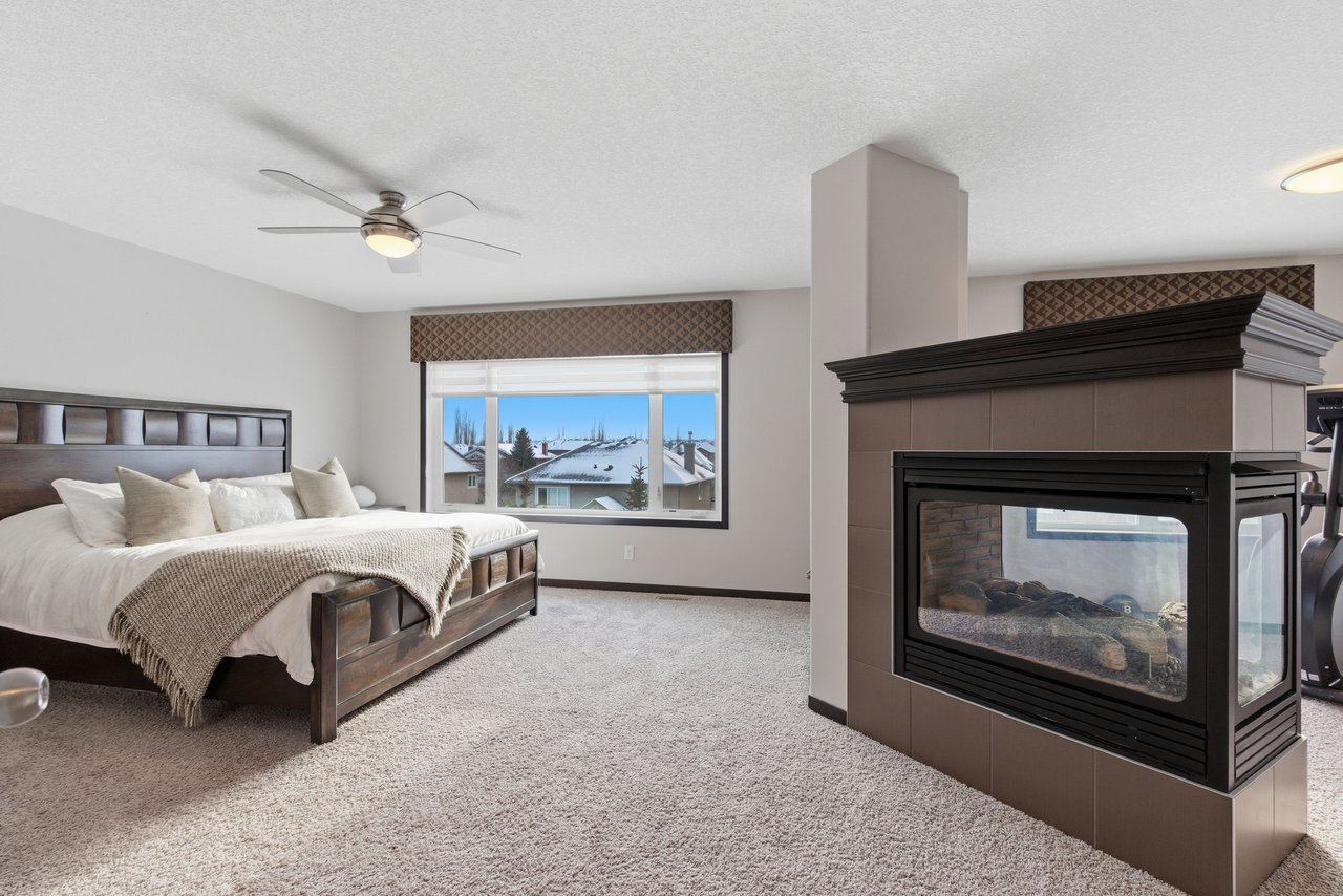 71 Panatella View NW