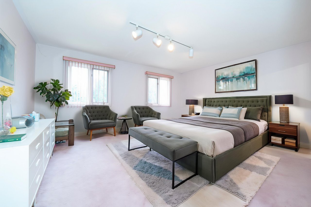19 Alexandra Wood