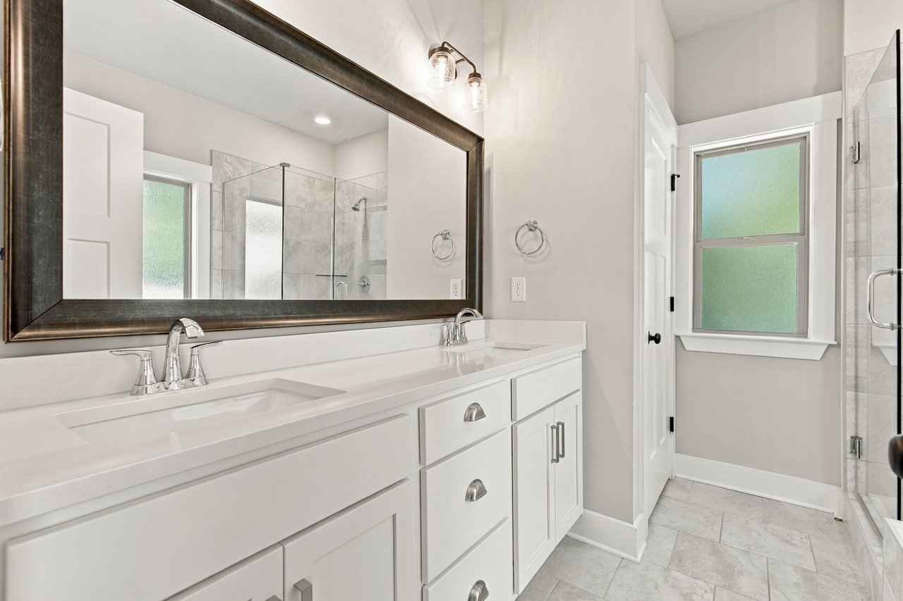 Beautiful Harvest Home with Comfort, Style & Everyday Convenience