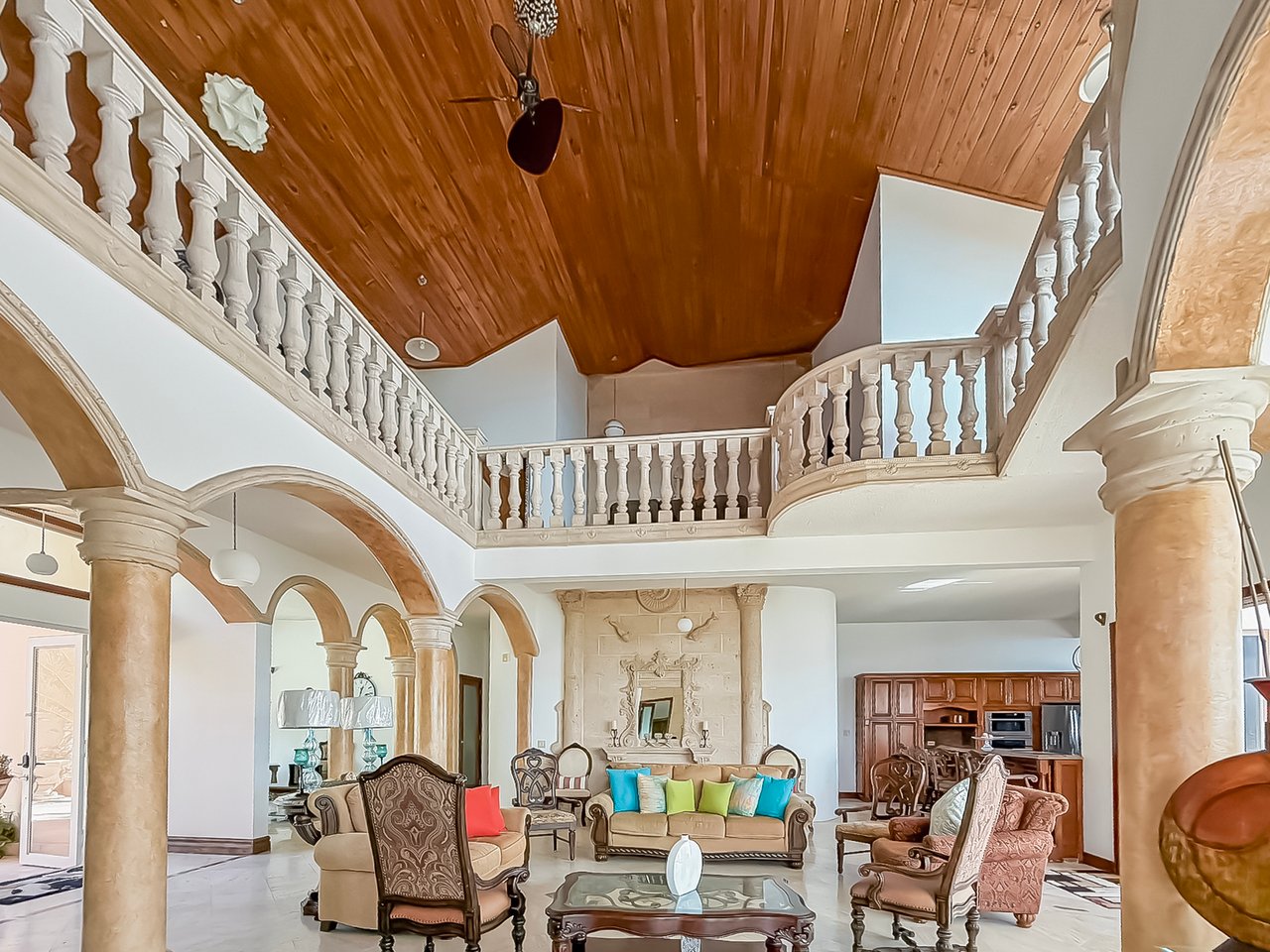 565 Parham Town 7 Bedroom Villa