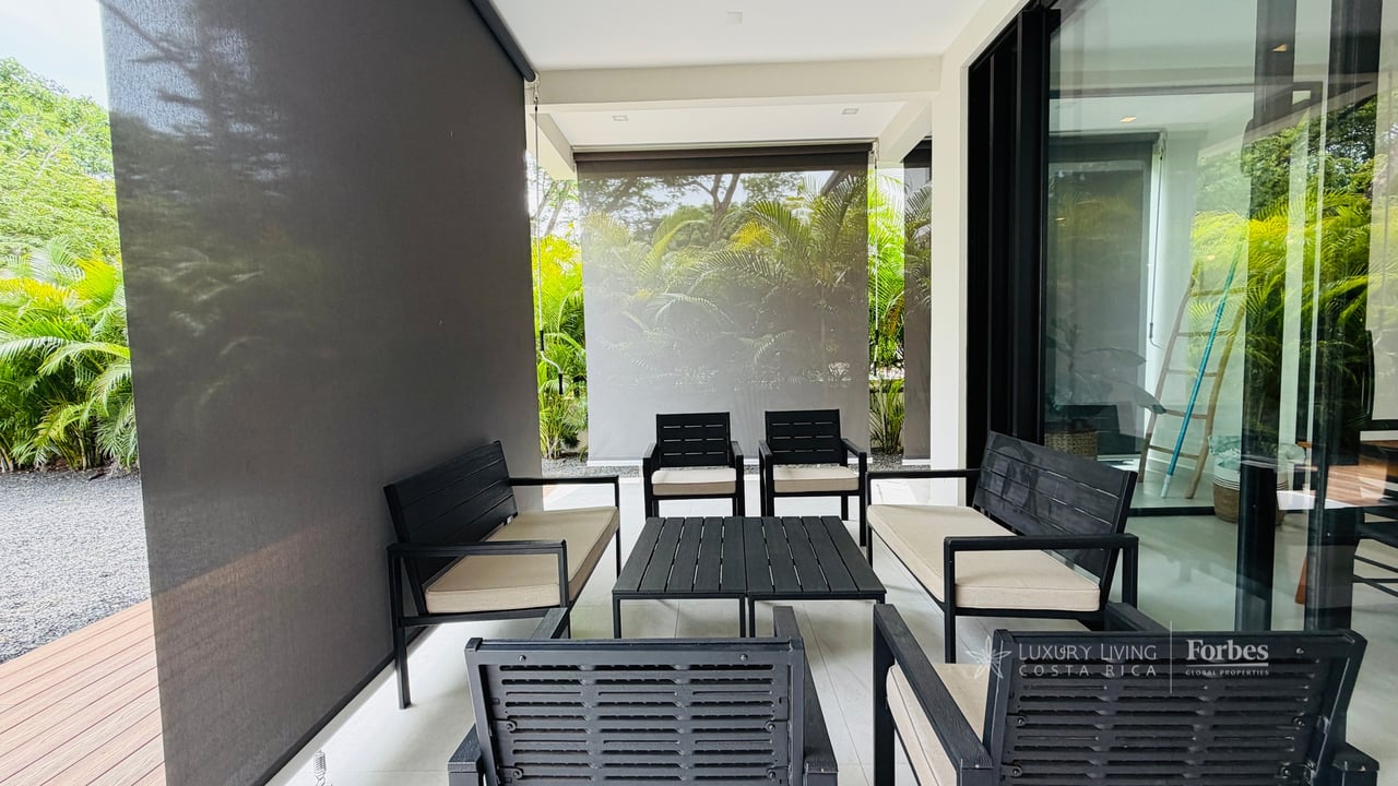 21479 - Luxury villa, 4 bedrooms, pool and excellent ROI for investors