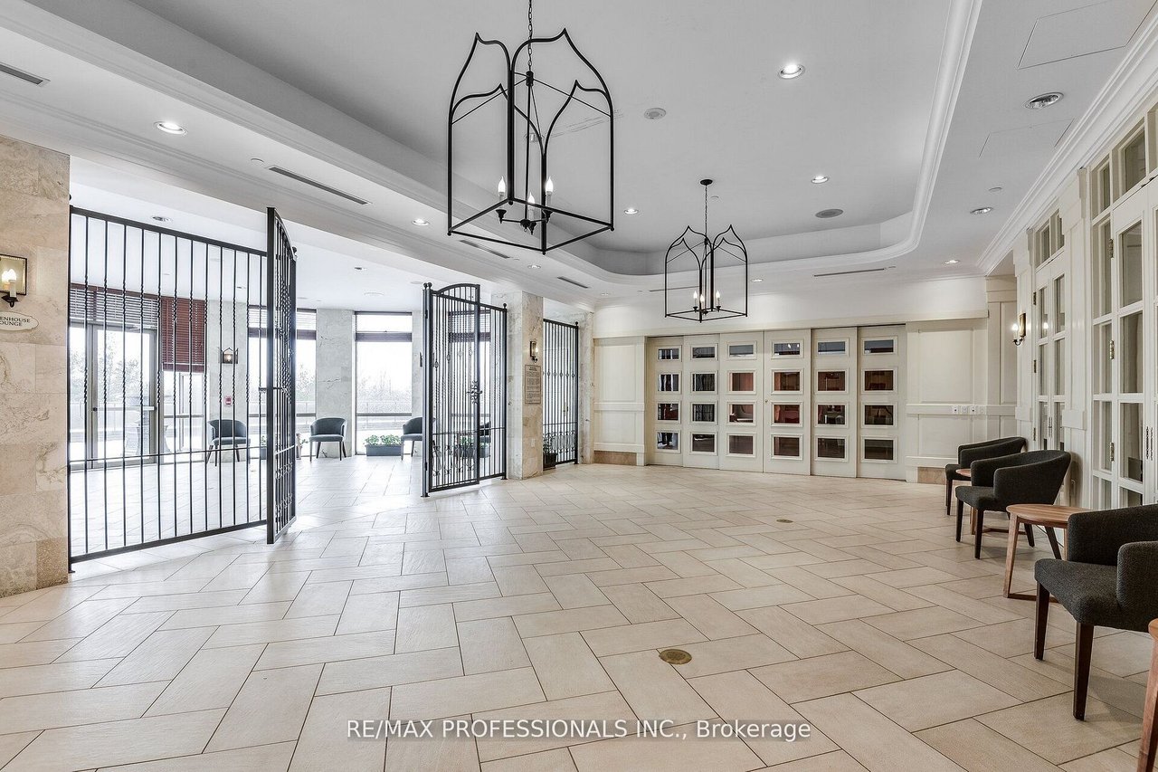 PENTHOUSE IN THE HUMBER MANSIONS