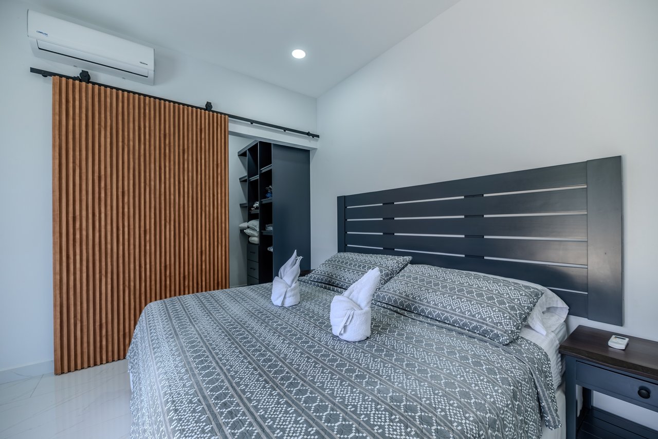 Modern 3-Bed, 3-Bath Home with Pool in Uvita – Walk to Town | Jardines del Sol