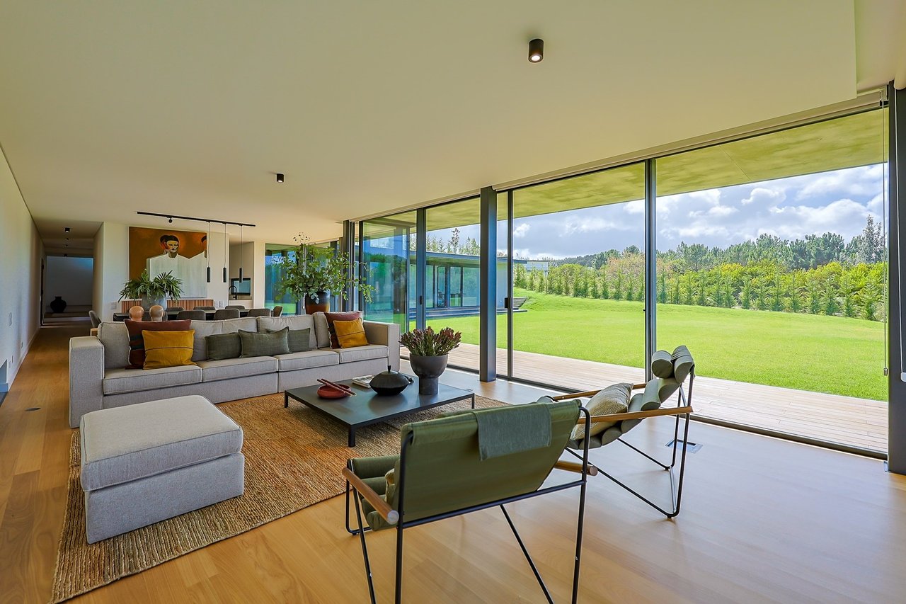 Japanese-Inspired Villa in Bom Sucesso Resort, Óbidos