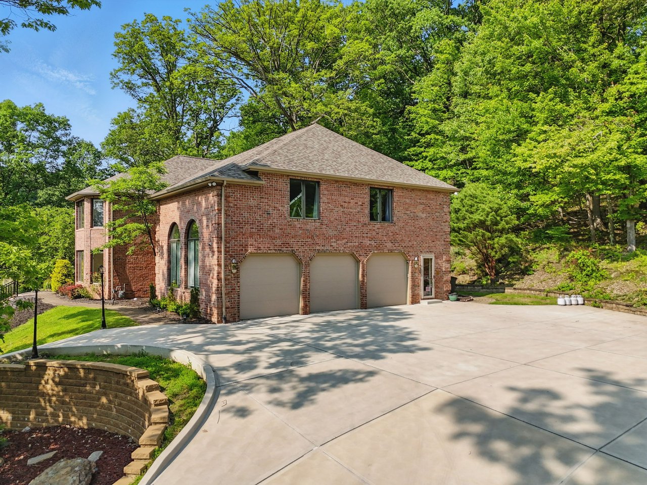 559 Normandy Ct