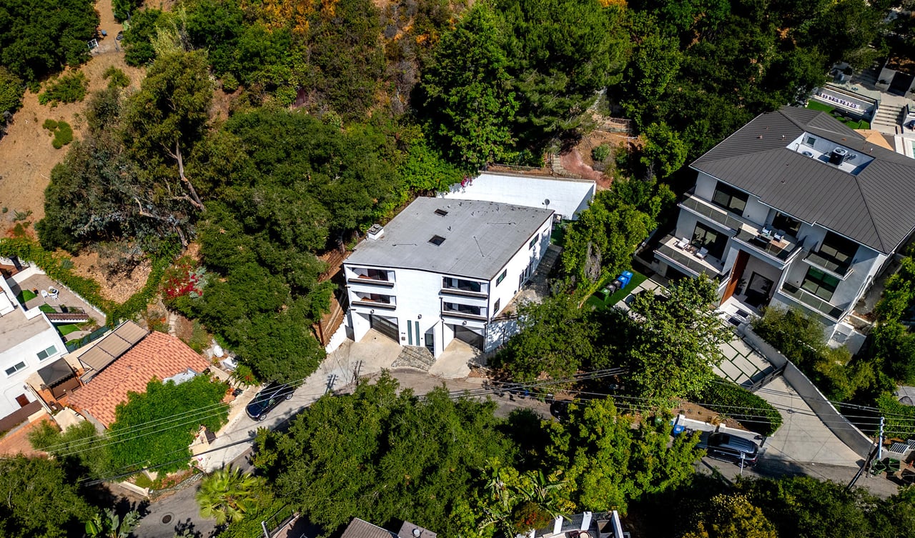 8155 Willow Glen Rd.