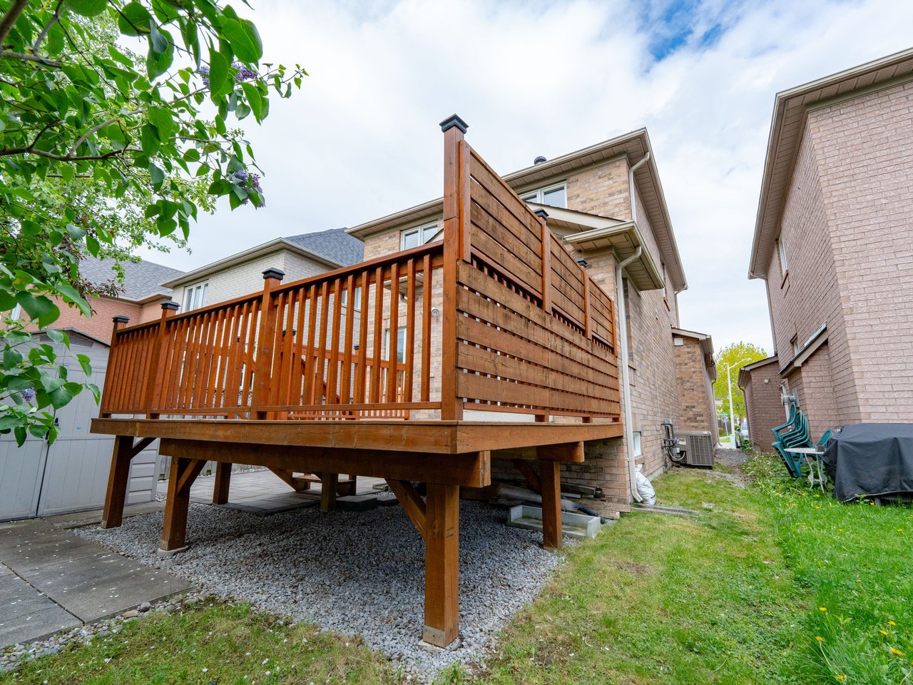 15 Rushingbrook Dr