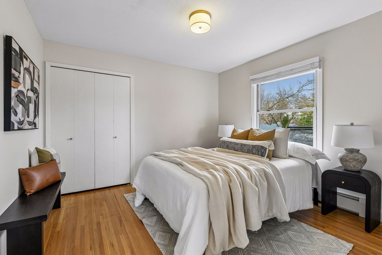 5932 Tamarac Ave, Edina