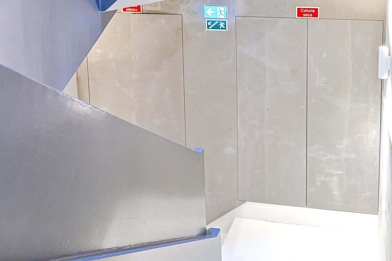 Stylish 2-Bedroom Apartment in the Heart of Lisbon with Exceptional Amenities