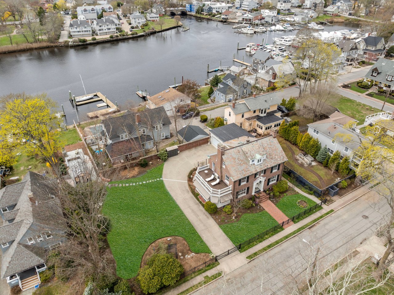 25 Seaview Avenue