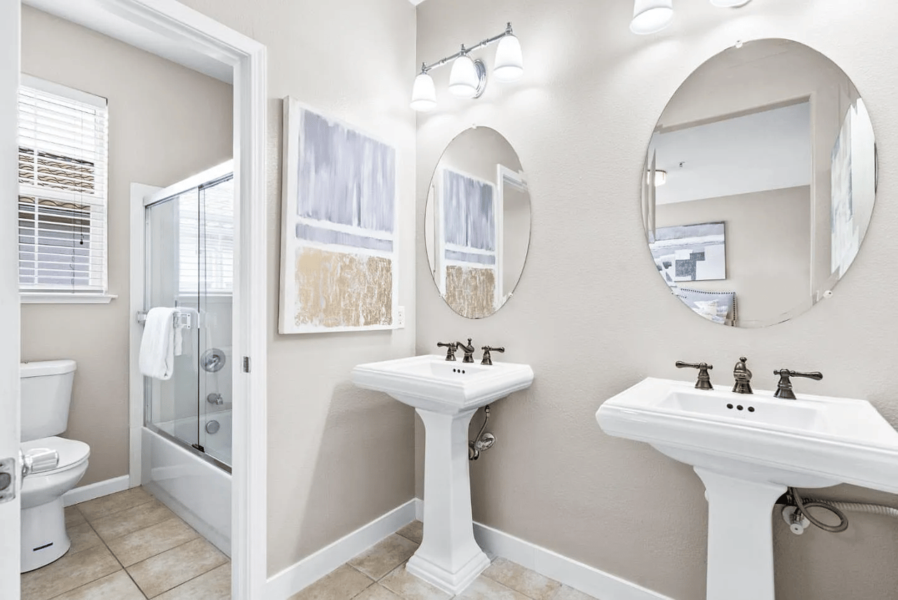 4505 Saint Palais Pl