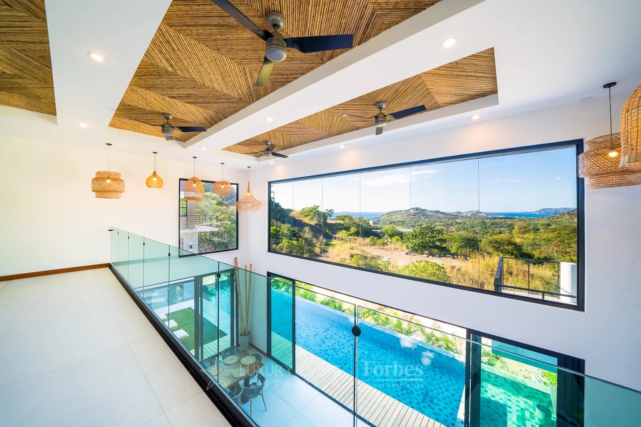 20702 - Contemporary Luxury with Ocean Views in Playa Flamingo