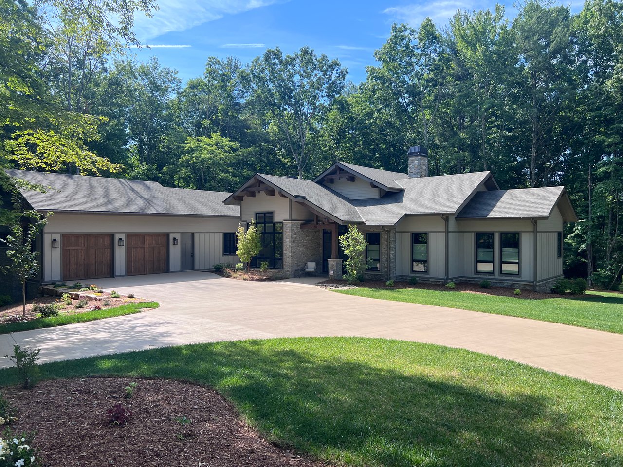 The Cliffs at Walnut Cove 4 bedroom home