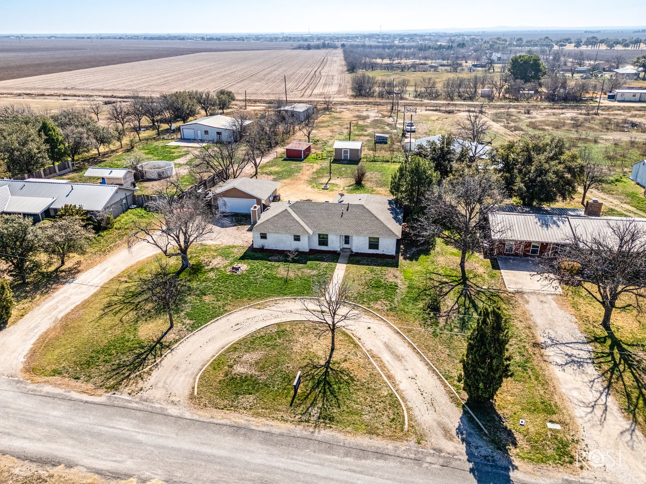 2733 Janie Ln