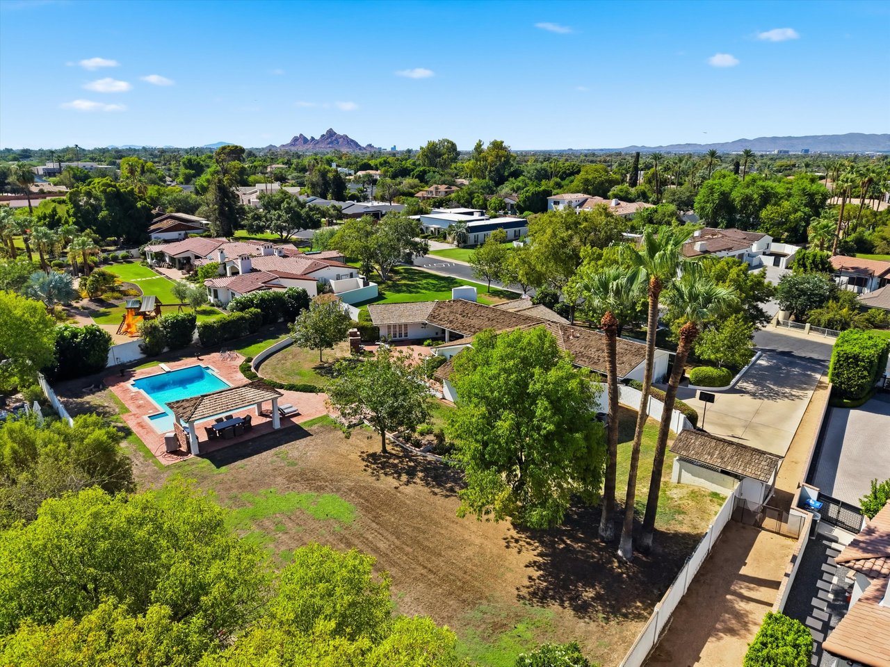 4920 E CALLE DEL MEDIO