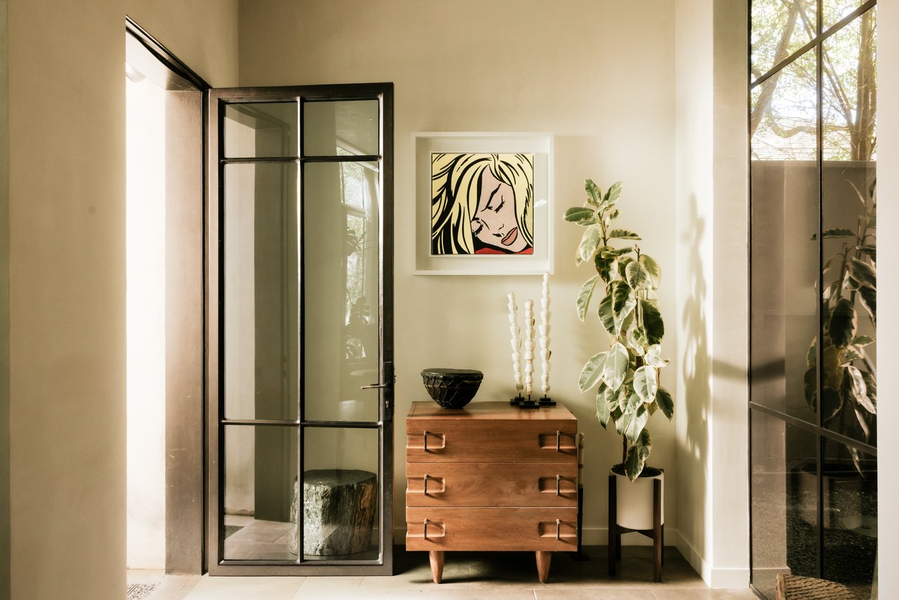 657 Milwood Ave, Venice 