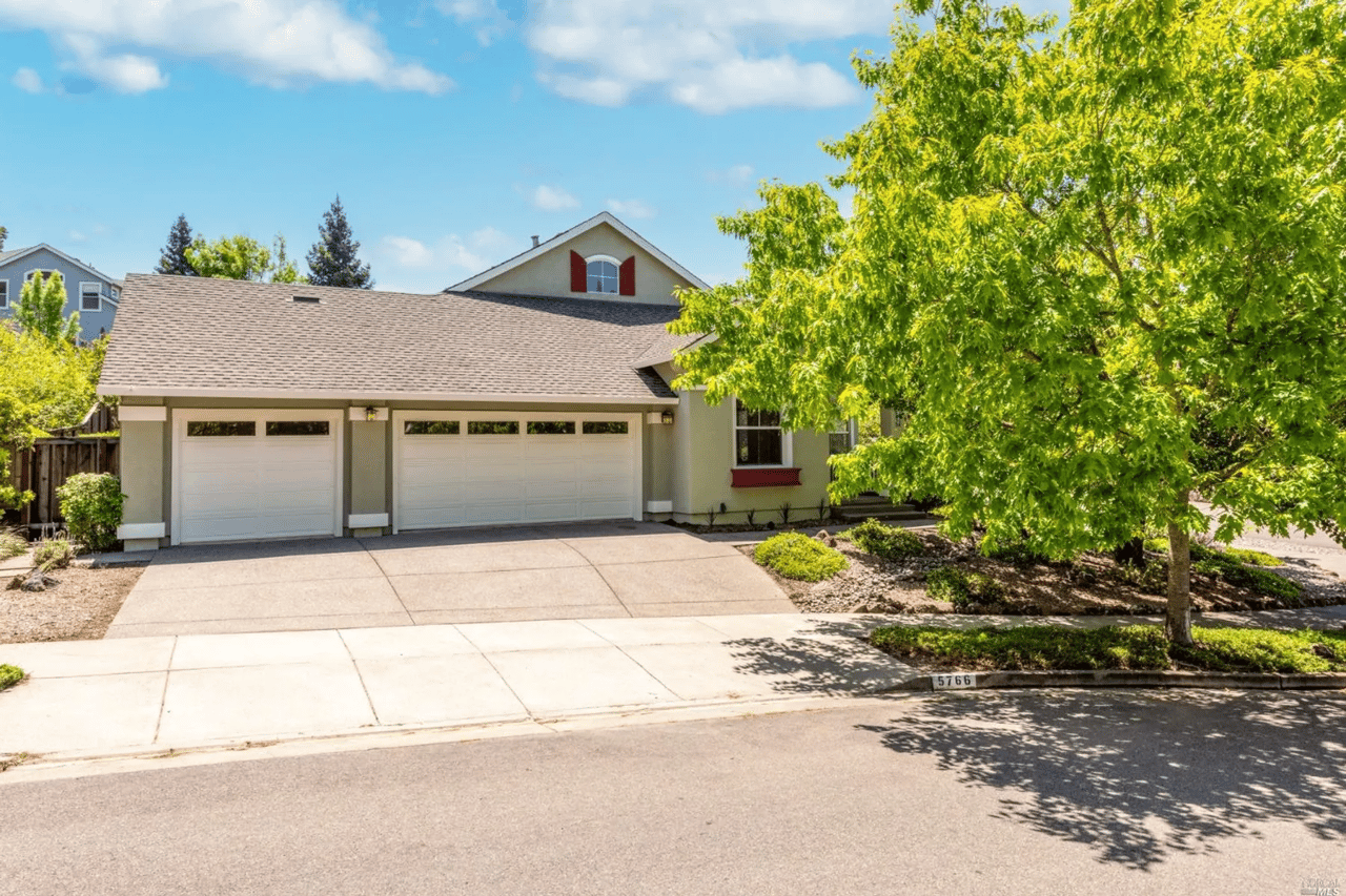 5766 Desoto Drive