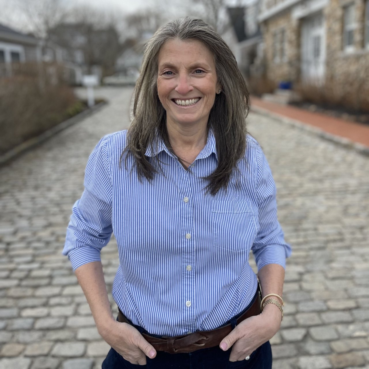 Robin Slick Nantucket, MA Real Estate Agent Headshot