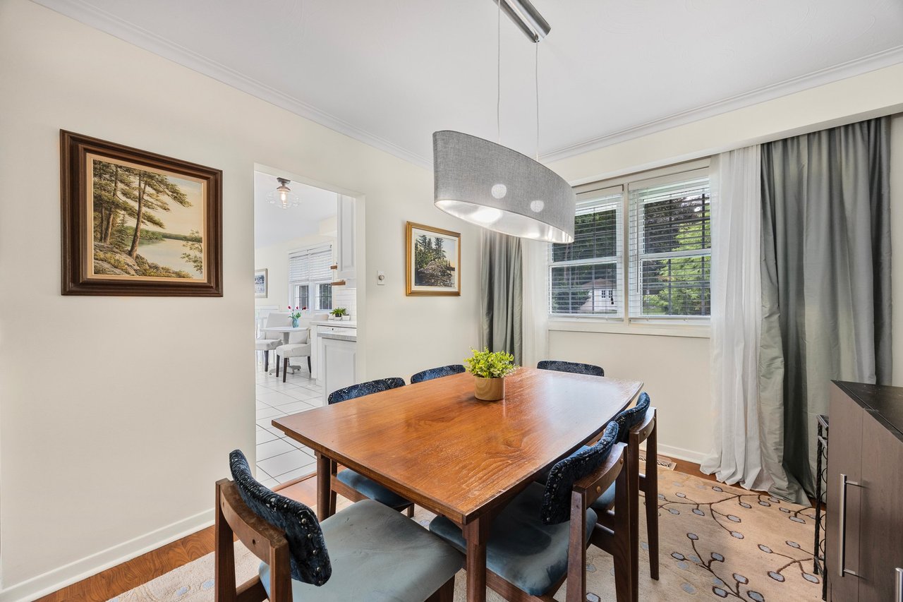210 Richard Avenue, Newmarket
