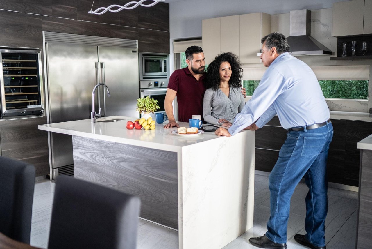 🏡 Why Buyers in Seattle Are Taking Longer to Make Decisions