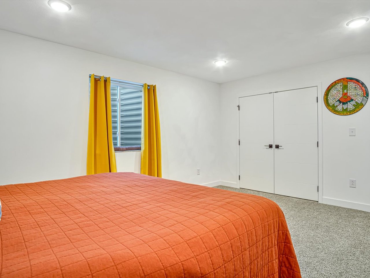Contemporary Freeburg Villa on a Quiet Cul-de-Sac: 428 Firestone Street