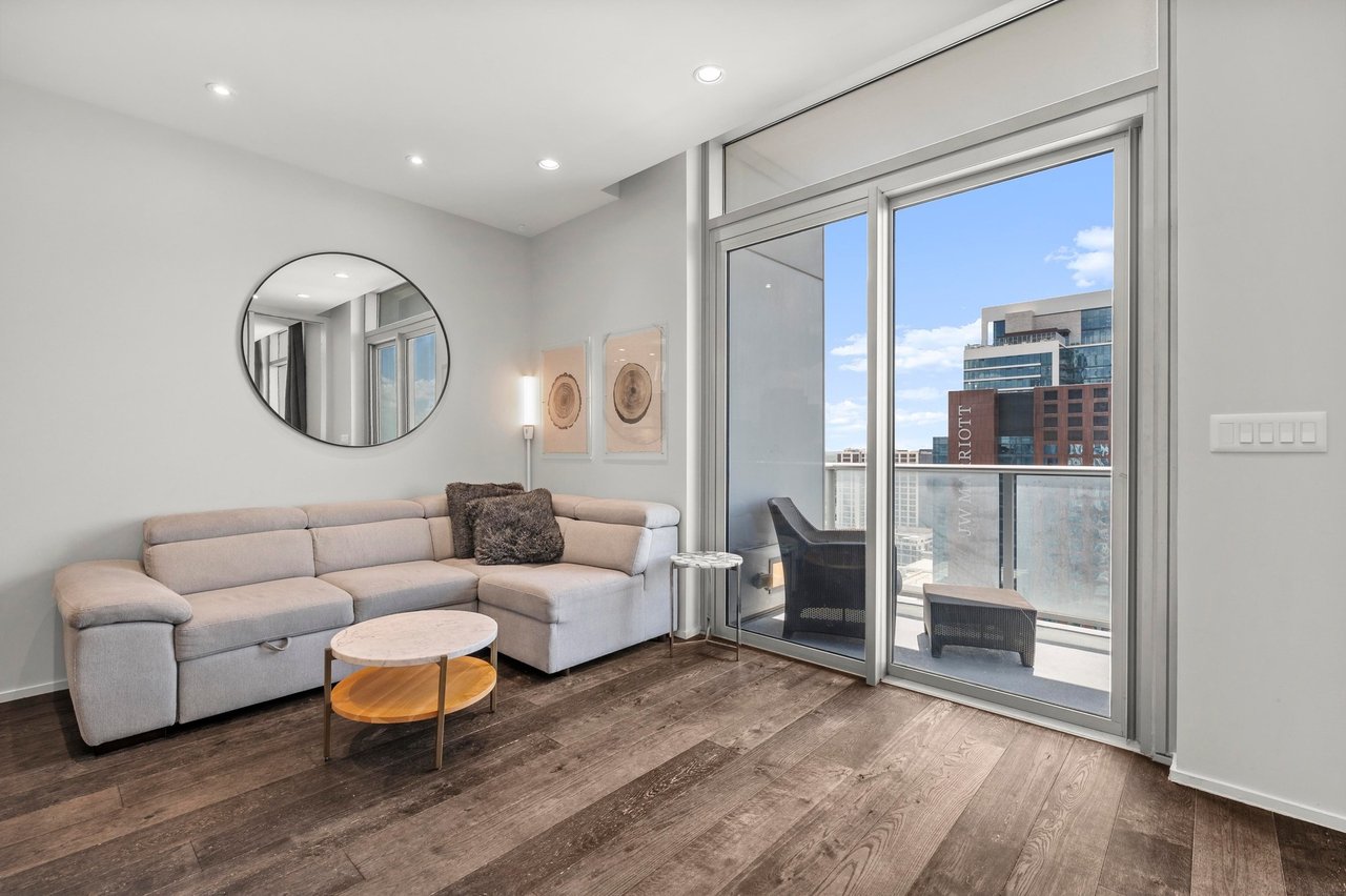 200 Congress Ave #33BB