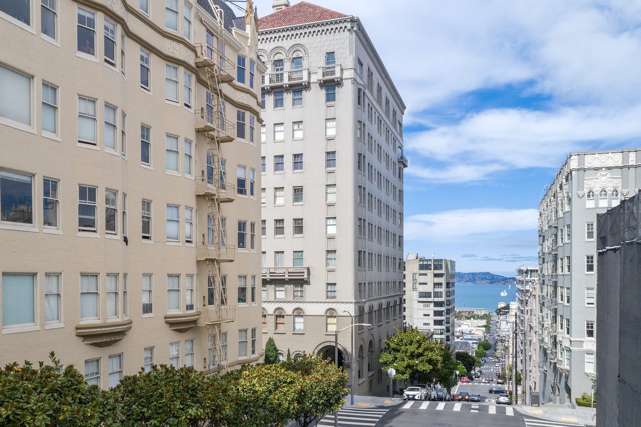 2100 Pacific Avenue # 3B