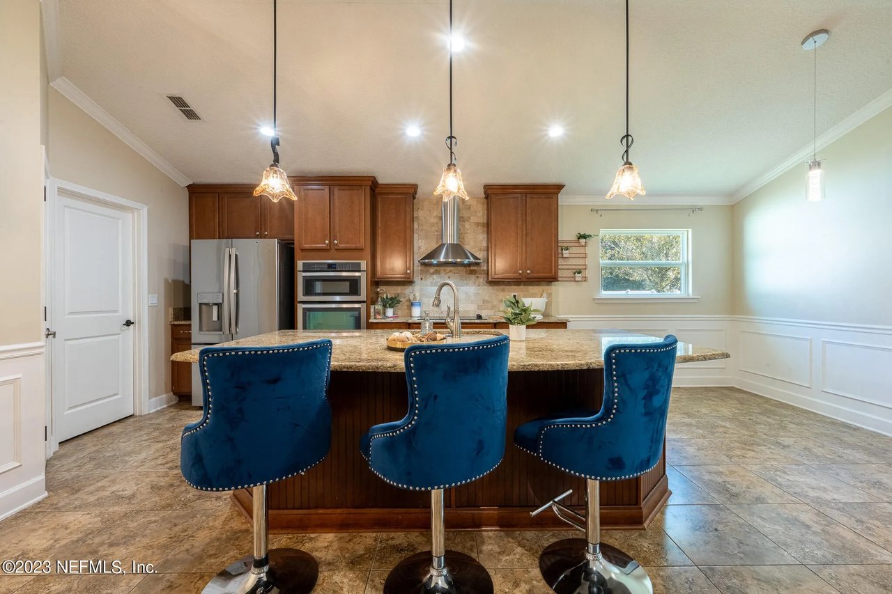 3120 S Cassata Ln