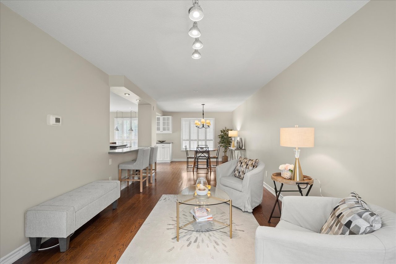 438 Claremont Cres