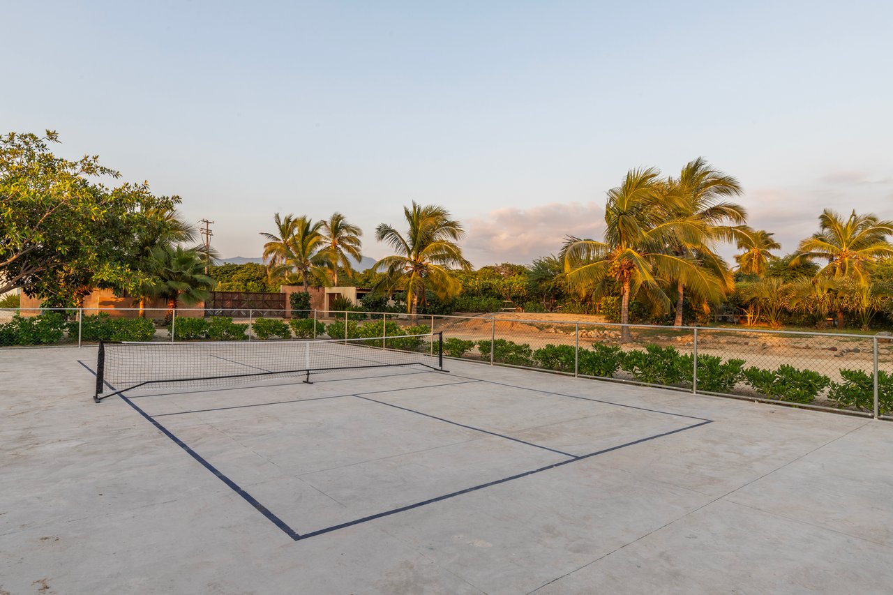 Marea Beachfront Villa C13