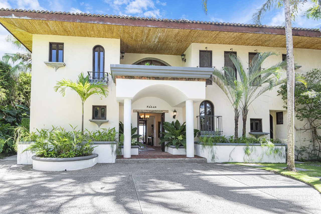 Casa Nacar: Ocean View Private Luxury Retreat Near World-Class Golf & Marina