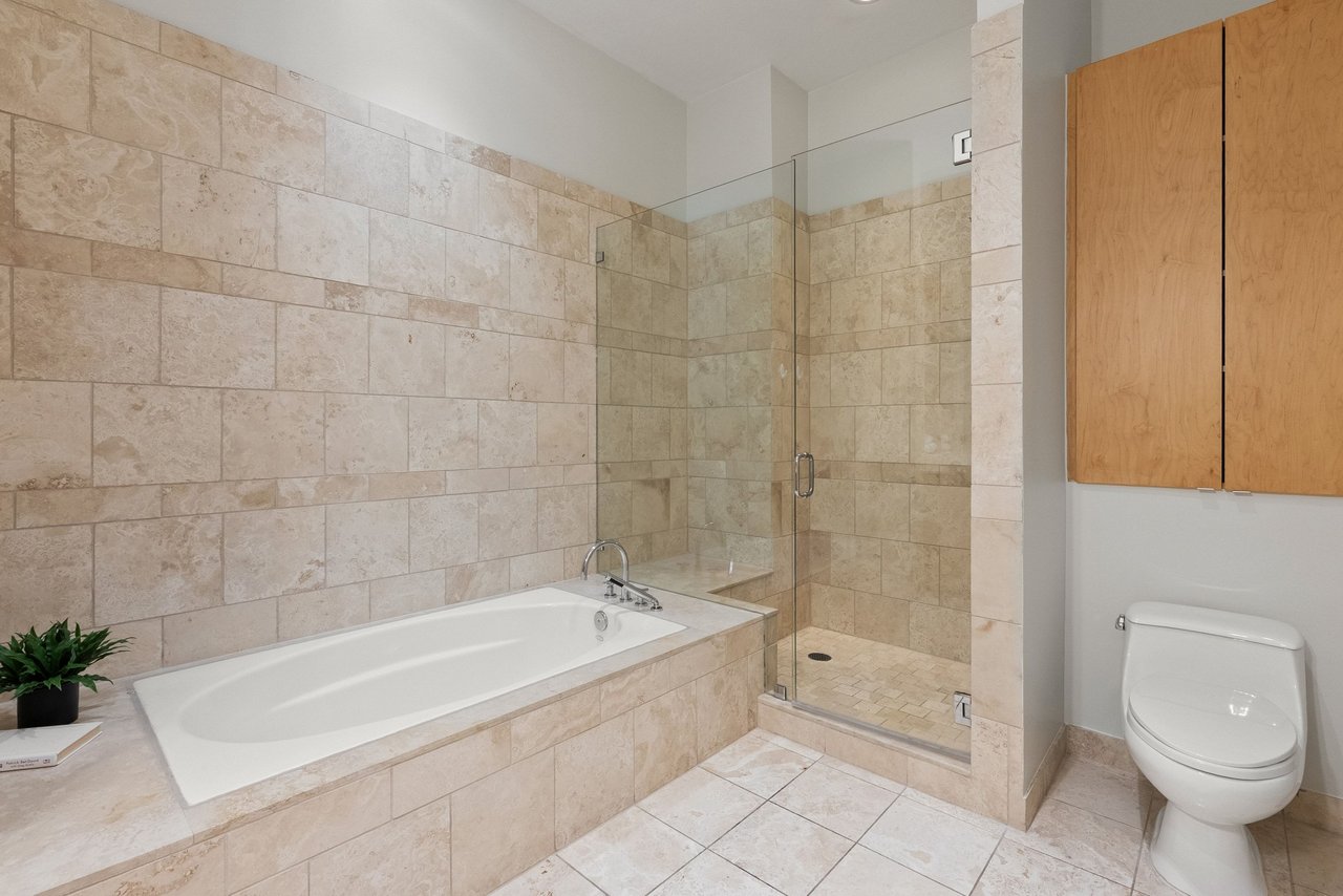 555 E 5th ST # 2901