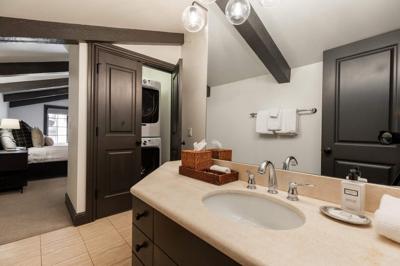 The Lodge at Vail Condominiums #360