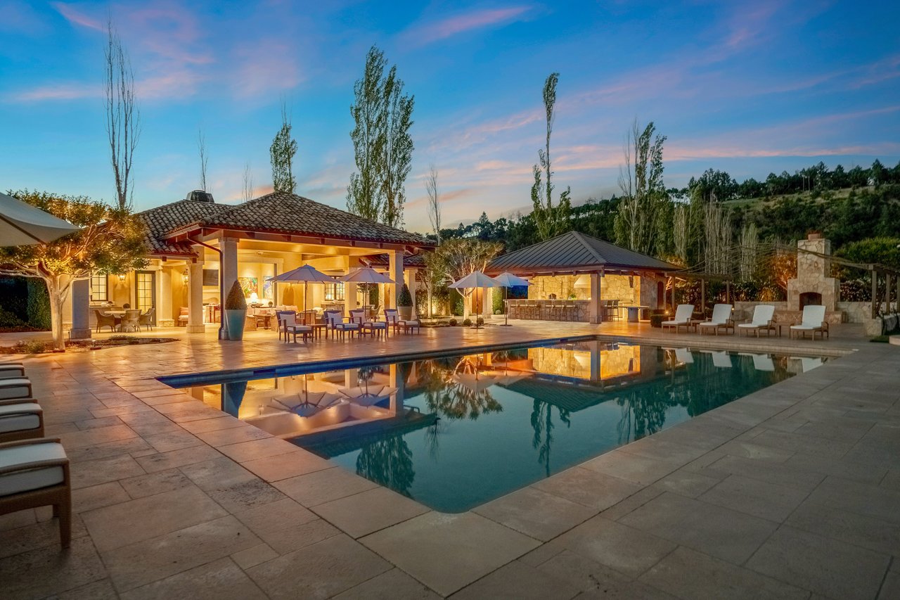 Mills Lane, St. Helena