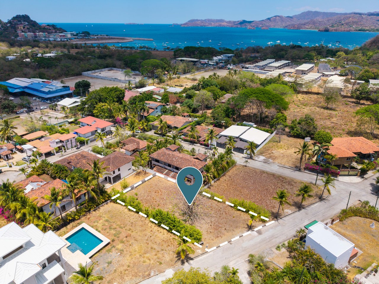 Altos Flamingo Lot 18 | Ready-to-Build Lot in Gated Altos de Flamingo Just Minutes from the Beach