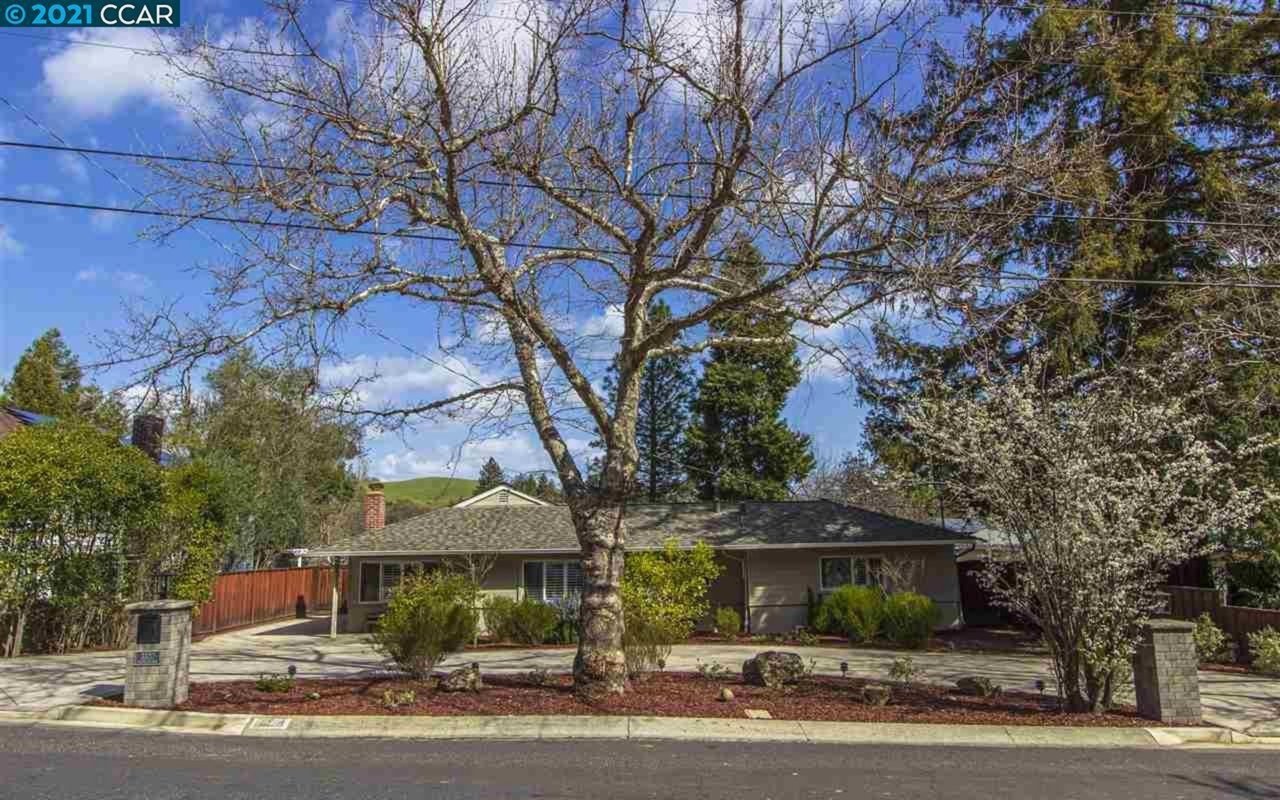 3320 S Lucille Ln