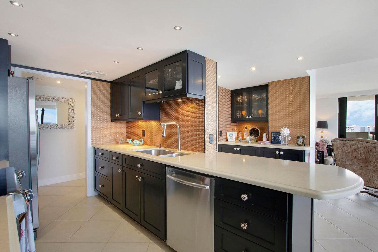 108 Lakeshore Dr Unit 1539