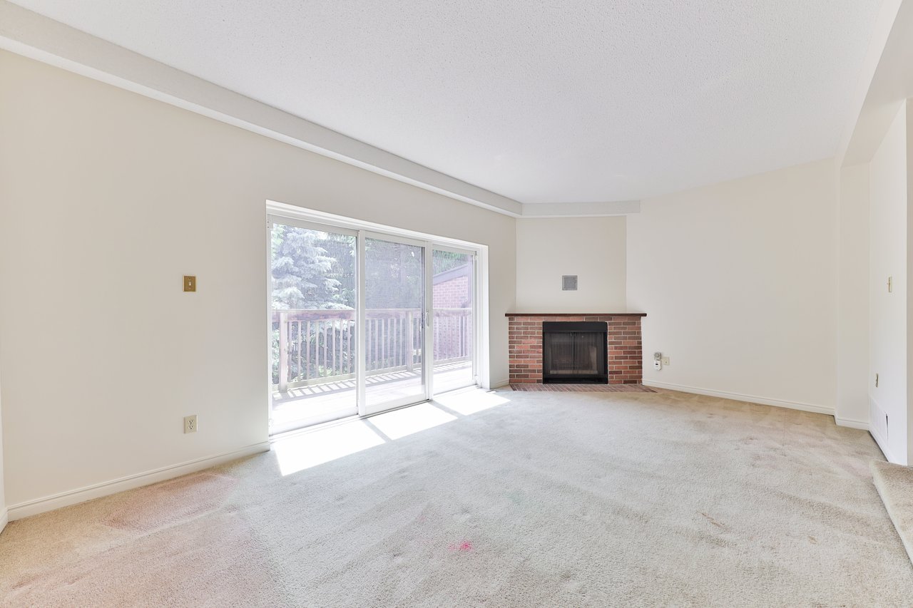 1160 Walden Circle #11