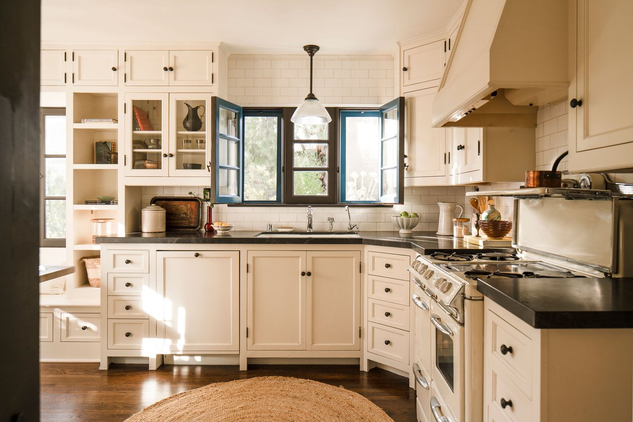 :: The Bower House, 1933 :: 