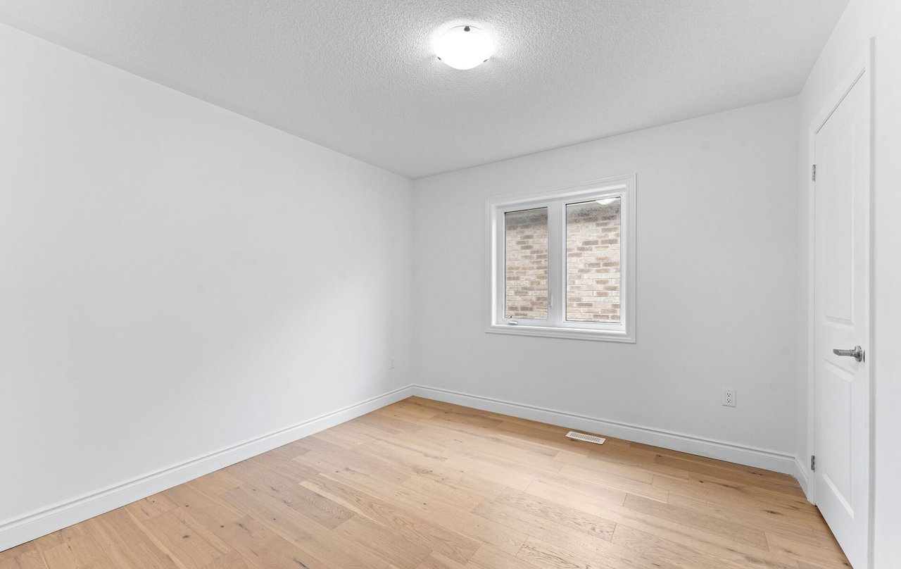 1206 Corby Way