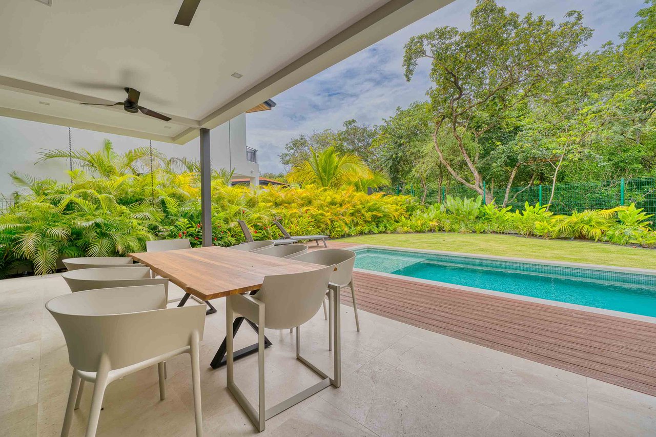 Bosques de Pinilla Unit 15 – Model A | Fully Furnished 4-Bedroom Home with Vehicles
