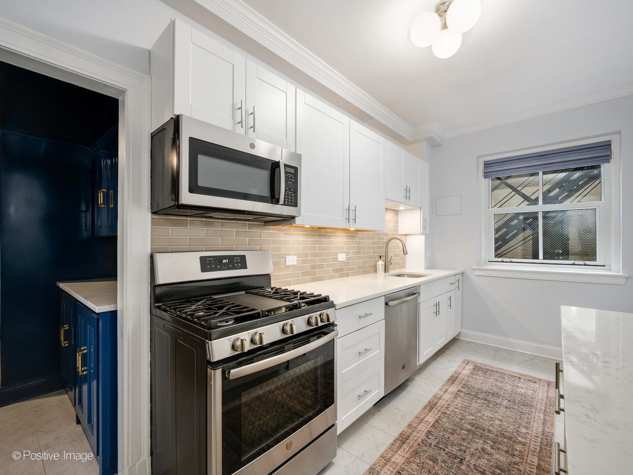 3530 N Lake Shore Dr Unit 11B