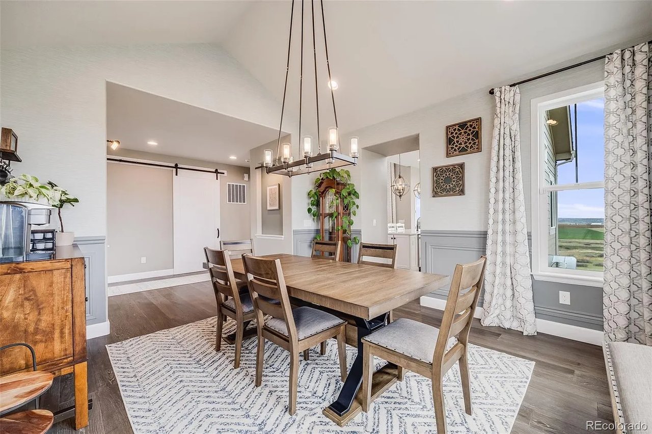 8750 Red Primrose St