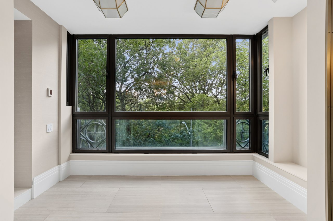 923 5th Avenue, Unit 4A