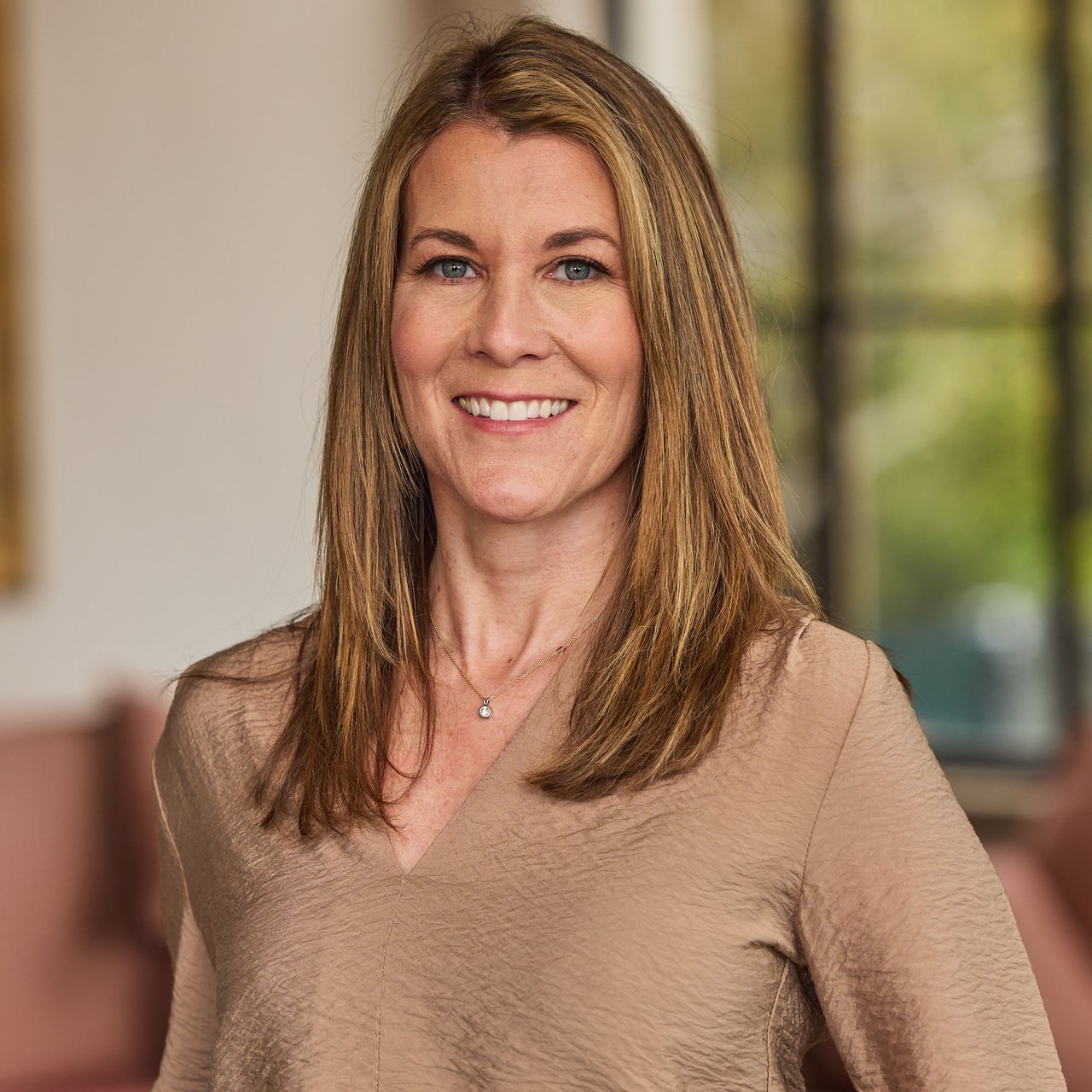 Cammie Calcagno-Newel Santa Barbara, CA Real Estate Agent Headshot